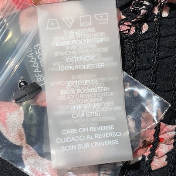 NWT beautiful Karl Lagerfeld blouse XL - Picture 6 of 7